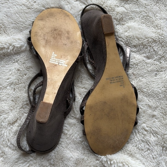 Carroll Reed Strappy Wedge Heels – Size 9 | Taupe Texture | Summer Styling | - Picture 5 of 6